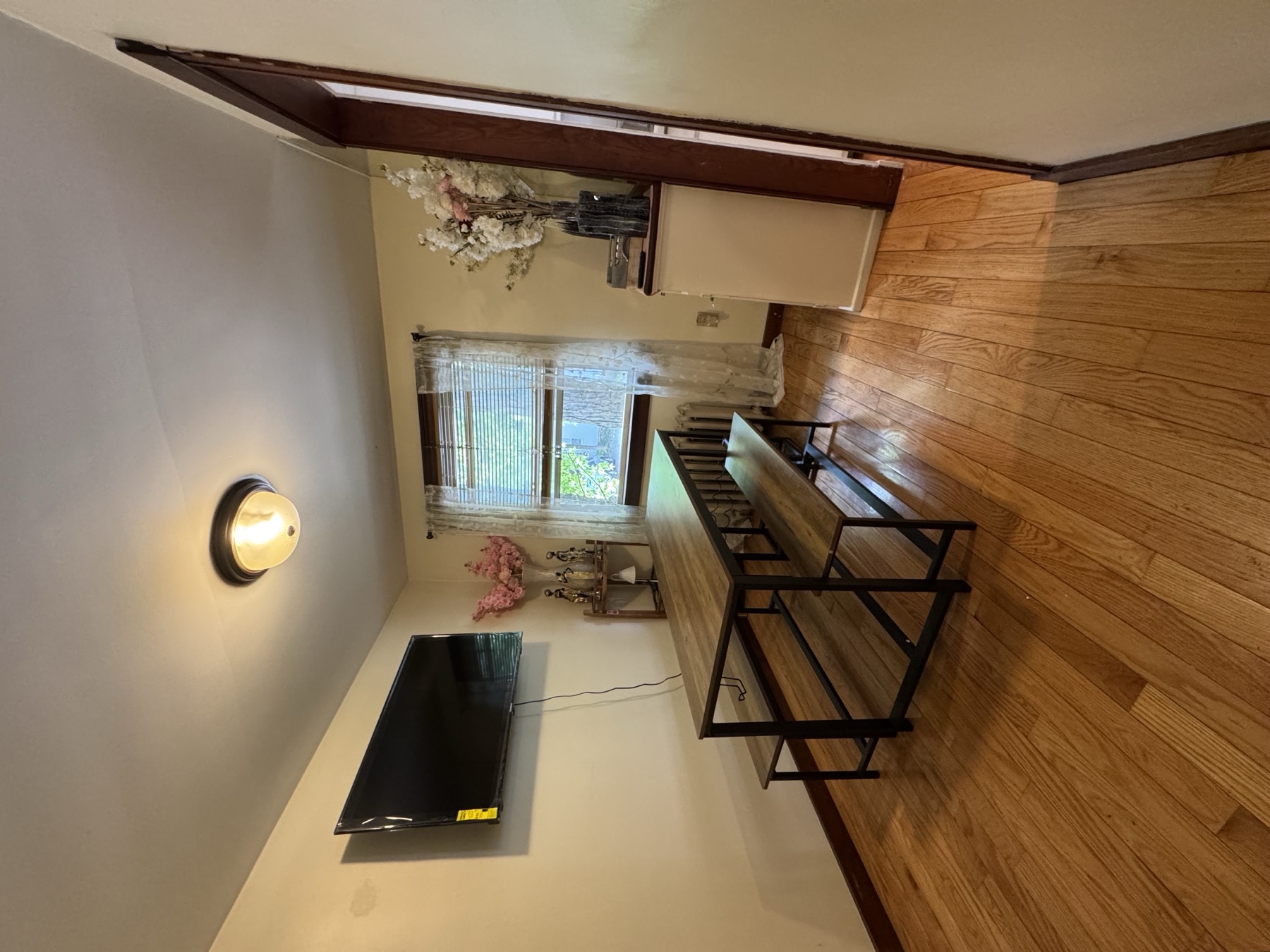 Buell St Airbnb dining area beside the common space.